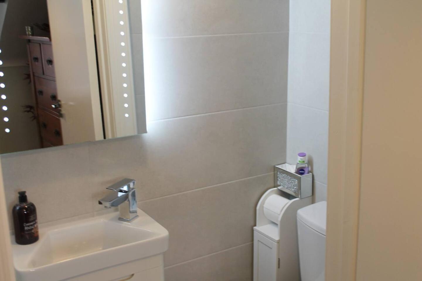 4 Bed Boutique House Lisburn Road Villa เบลฟาสต์ ภายนอก รูปภาพ