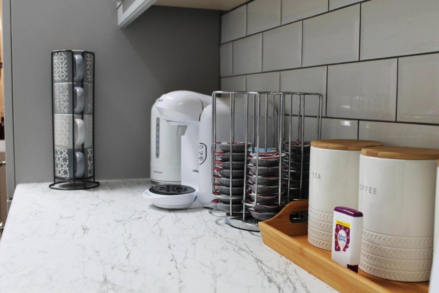 4 Bed Boutique House Lisburn Road Villa เบลฟาสต์ ภายนอก รูปภาพ