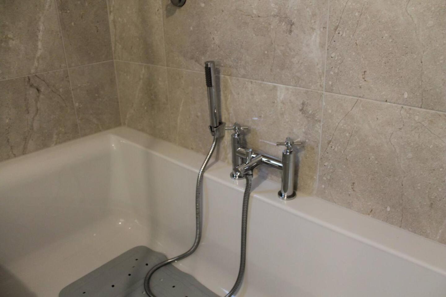 4 Bed Boutique House Lisburn Road Villa เบลฟาสต์ ภายนอก รูปภาพ