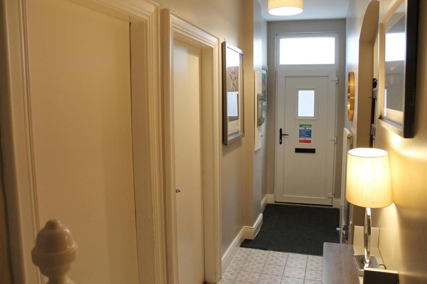 4 Bed Boutique House Lisburn Road Villa เบลฟาสต์ ภายนอก รูปภาพ