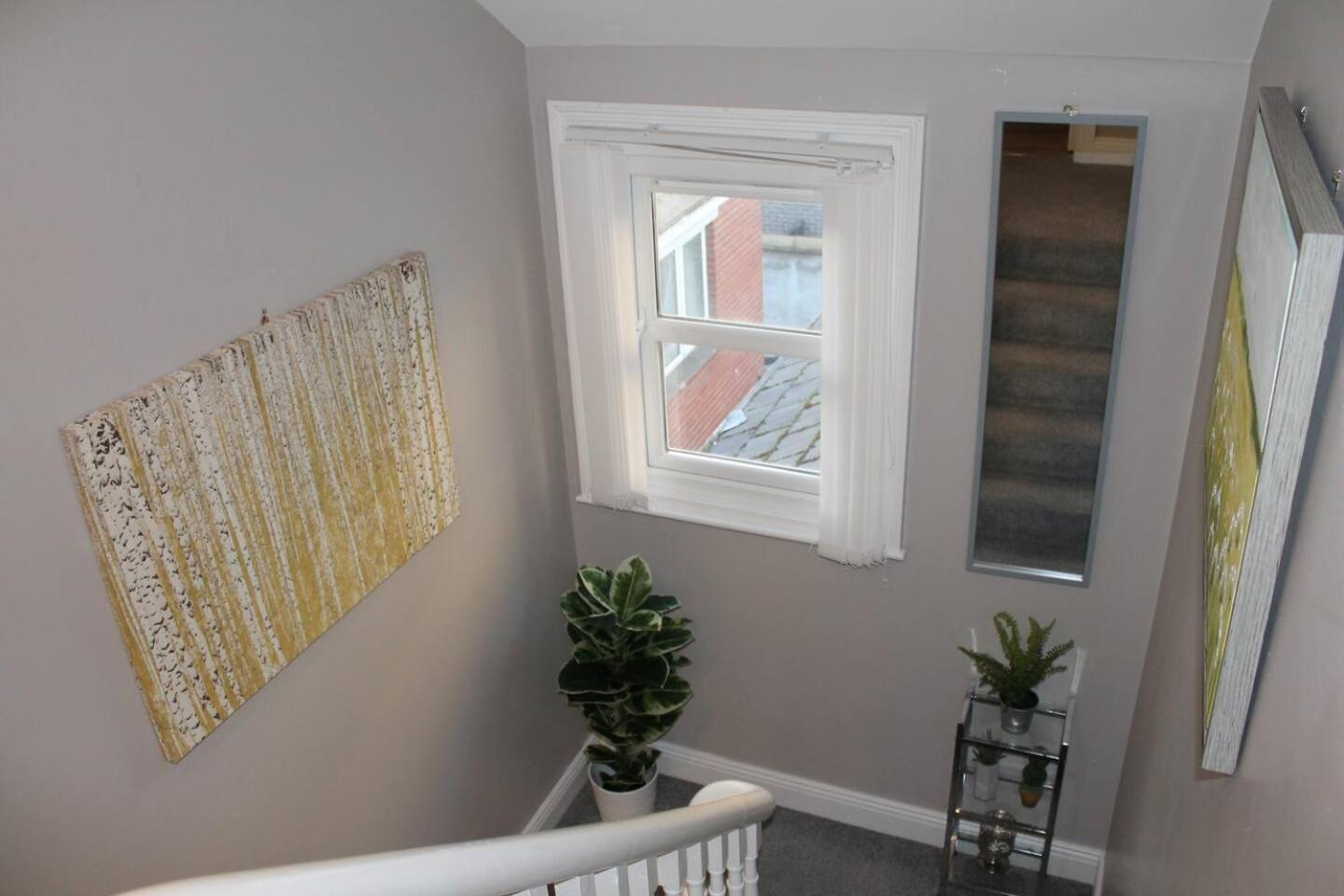 4 Bed Boutique House Lisburn Road Villa เบลฟาสต์ ภายนอก รูปภาพ
