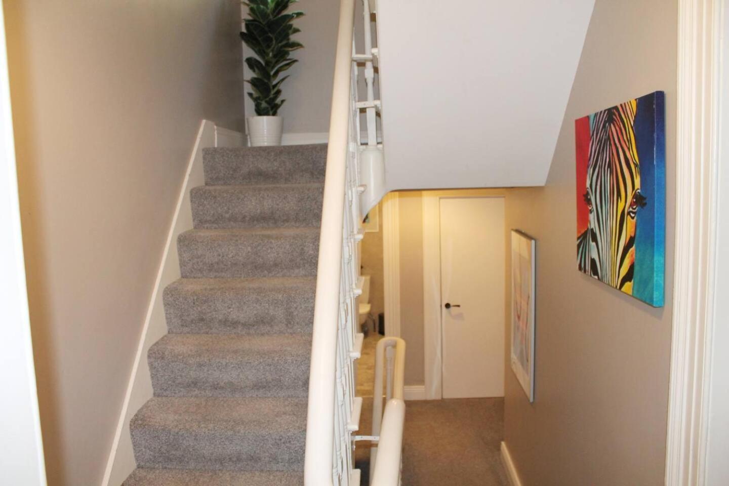 4 Bed Boutique House Lisburn Road Villa เบลฟาสต์ ภายนอก รูปภาพ